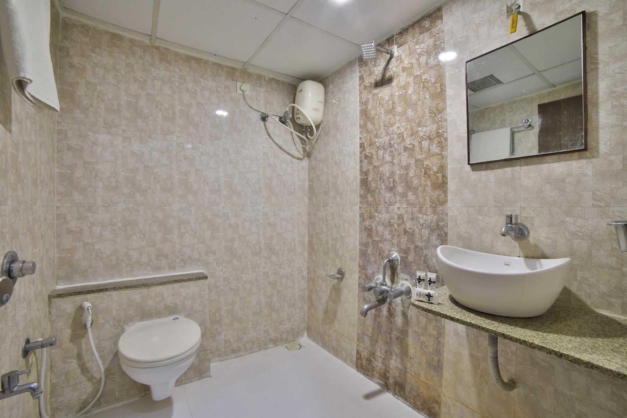 Capital O Kalash Residency アーメダバード エクステリア 写真